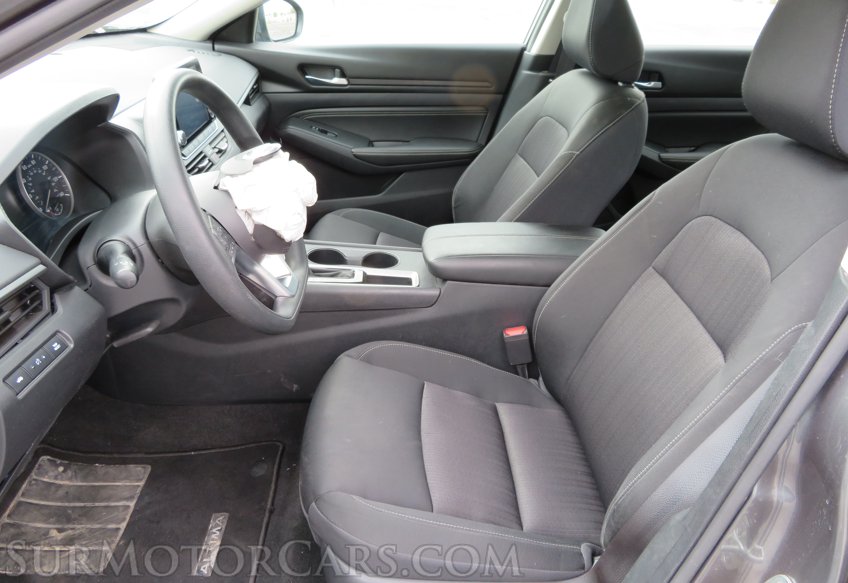 2020 Nissan Altima - Image 20