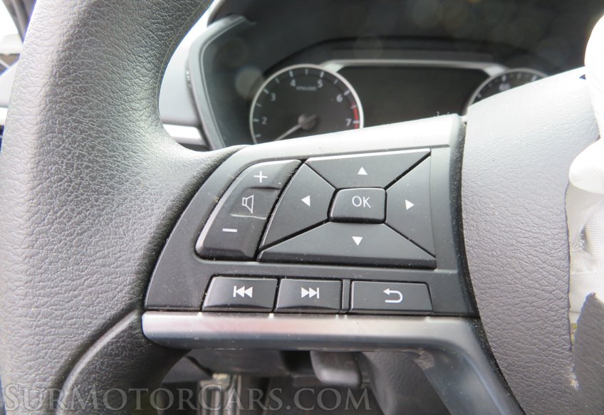 2020 Nissan Altima - Image 28