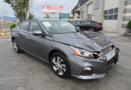 2020 Nissan Altima - Image 1