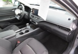 2020 Nissan Altima - Image 19