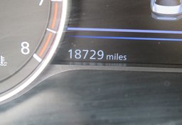 2020 Nissan Altima - Image 30