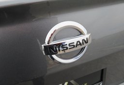 2020 Nissan Altima - Image 17