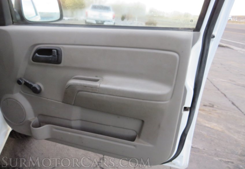 2005 Chevrolet Colorado - Image 33