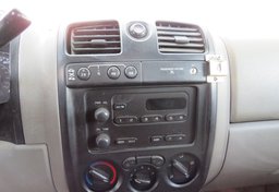 2005 Chevrolet Colorado - Image 28