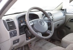2005 Chevrolet Colorado - Image 20