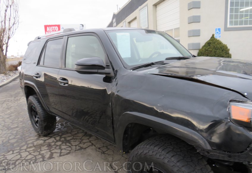 2019 Toyota 4Runner - Image 8