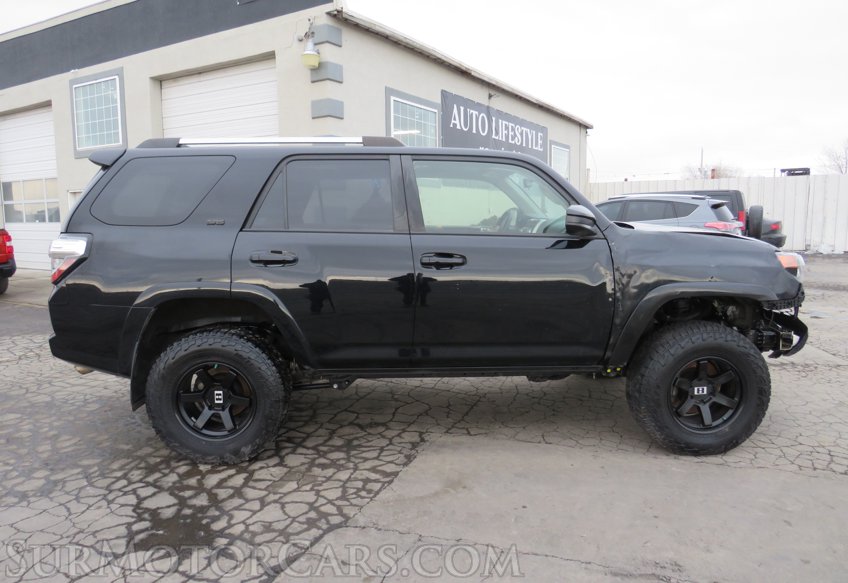 2019 Toyota 4Runner - Image 6