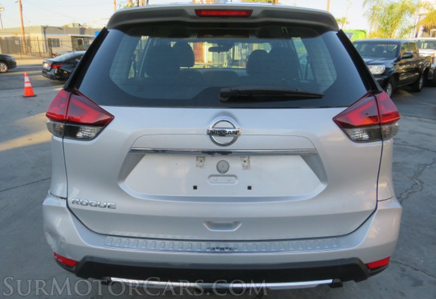 2020 Nissan Rogue - Image 12