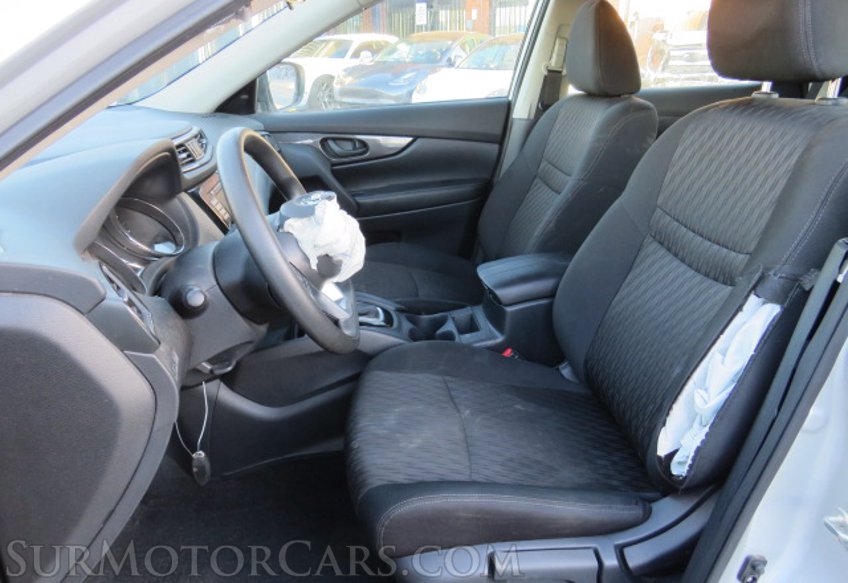 2020 Nissan Rogue - Image 28