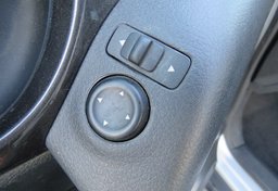 2020 Nissan Rogue - Image 35