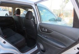 2020 Nissan Rogue - Image 21