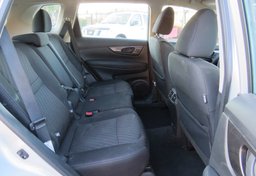 2020 Nissan Rogue - Image 25