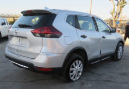 2020 Nissan Rogue - Image 10