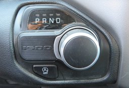 2020 Ram 1500 - Image 38