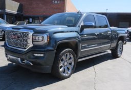 2017 GMC Sierra 1500 - Image 3