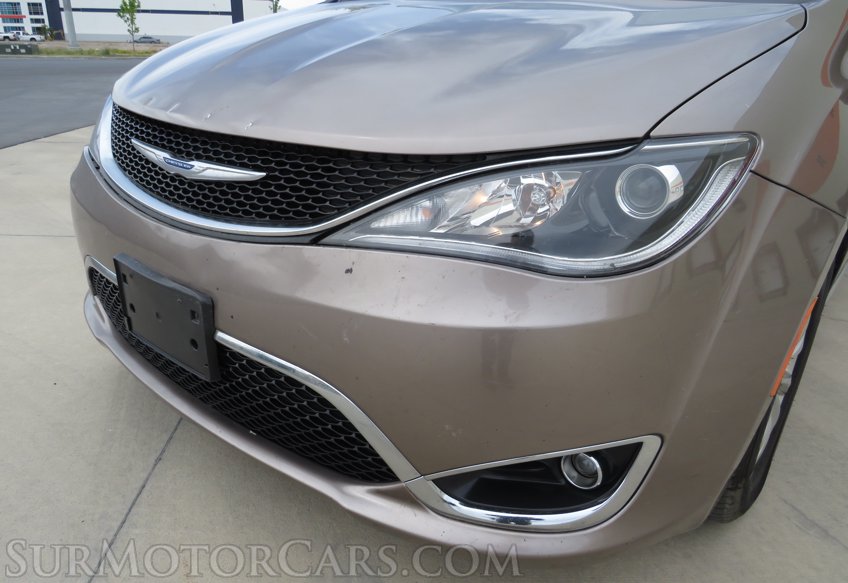 2018 Chrysler Pacifica - Image 24