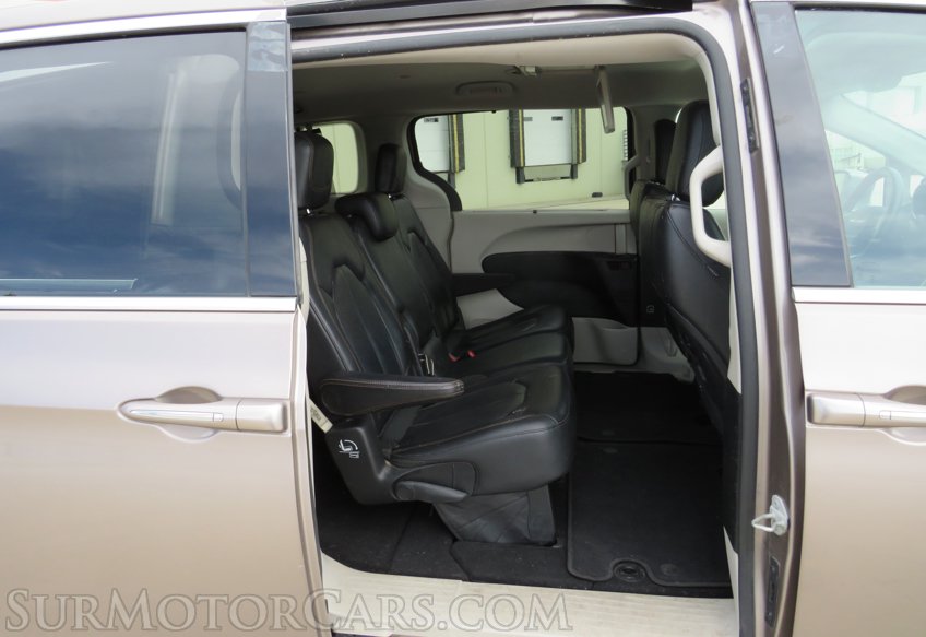 2018 Chrysler Pacifica - Image 39