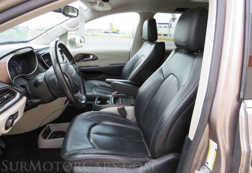 2018 Chrysler Pacifica - Image 37