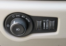 2018 Chrysler Pacifica - Image 62