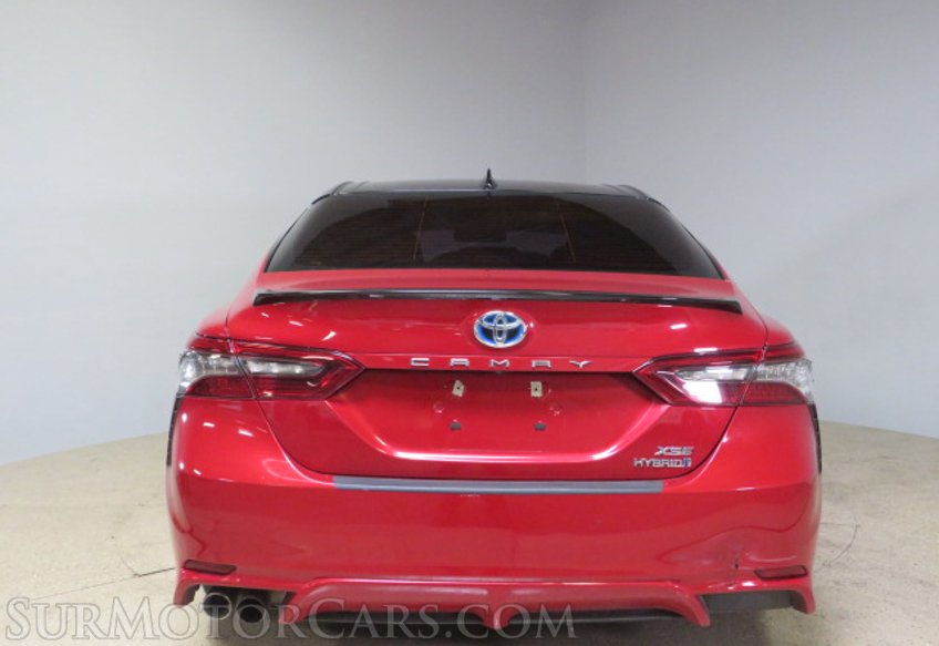 2021 Toyota Camry Hybrid - Image 12