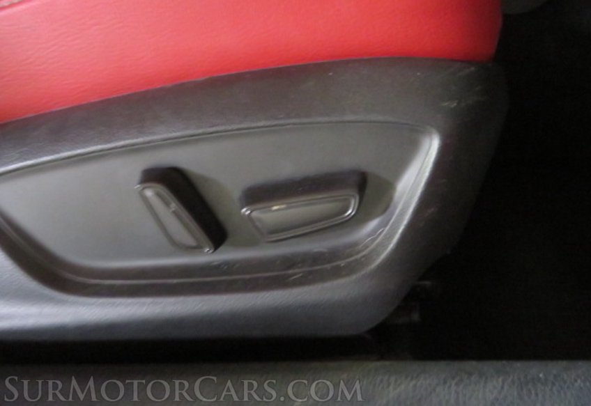 2021 Toyota Camry Hybrid - Image 25