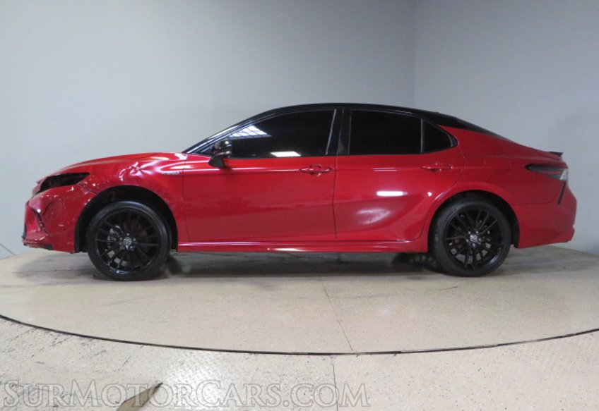 2021 Toyota Camry Hybrid - Image 5