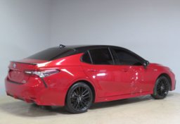 2021 Toyota Camry Hybrid - Image 10