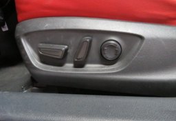 2021 Toyota Camry Hybrid - Image 27