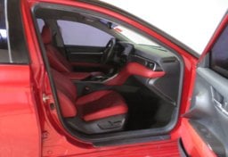 2021 Toyota Camry Hybrid - Image 20