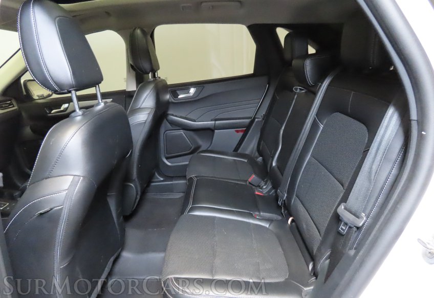 2022 Ford Escape - Image 27