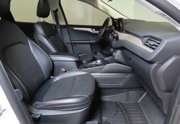 2022 Ford Escape - Image 19