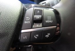 2022 Ford Escape - Image 38