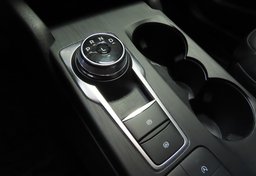 2022 Ford Escape - Image 29