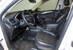 2022 Ford Escape - Image 25