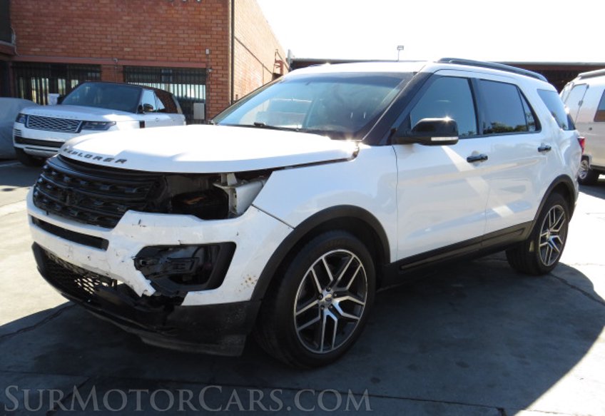 2017 Ford Explorer - Image 4