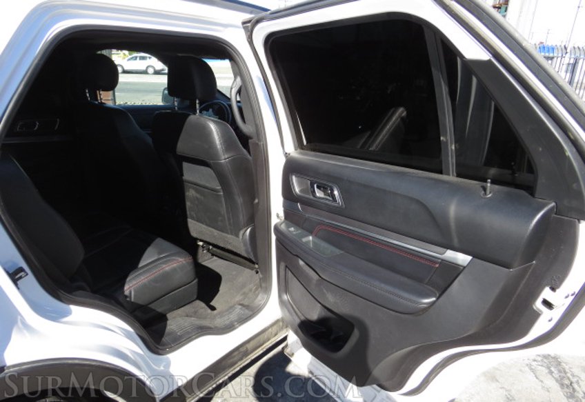 2017 Ford Explorer - Image 24