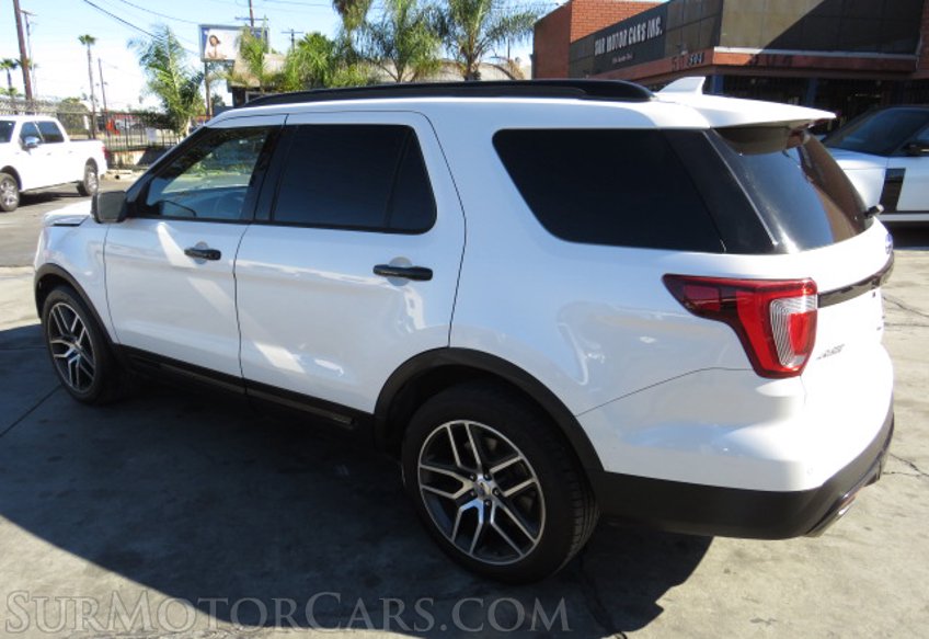 2017 Ford Explorer - Image 6