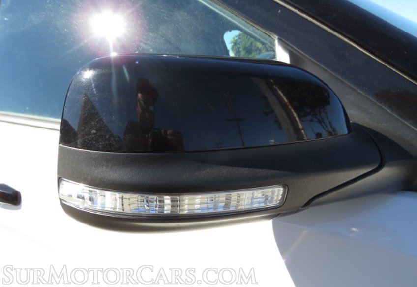 2017 Ford Explorer - Image 16