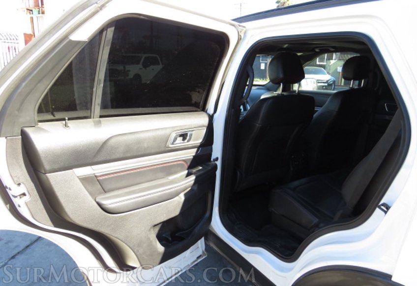 2017 Ford Explorer - Image 23