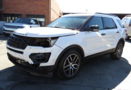 2017 Ford Explorer - Image 4