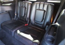 2017 Ford Explorer - Image 33