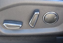 2017 Ford Explorer - Image 43