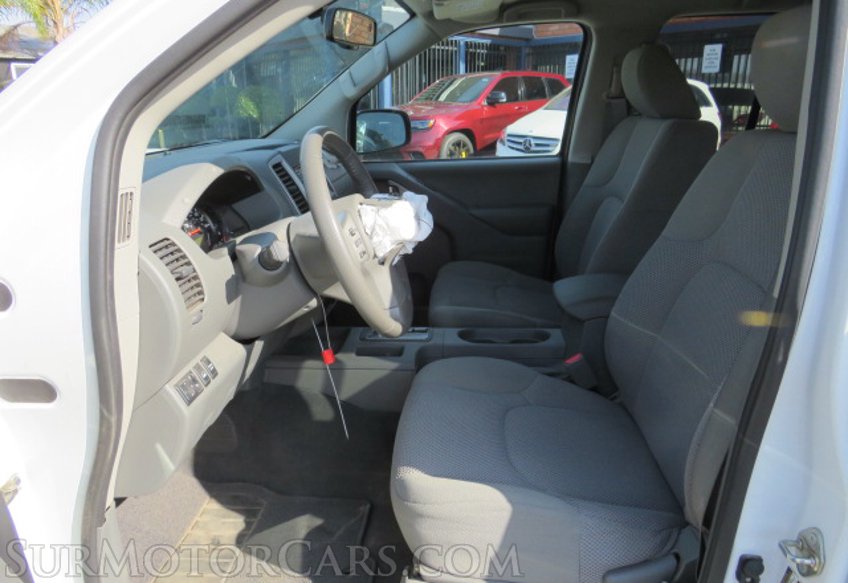 2019 Nissan Frontier - Image 23