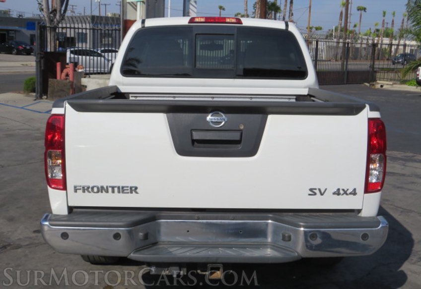 2019 Nissan Frontier - Image 12