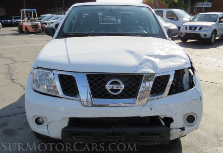 2019 Nissan Frontier - Image 15
