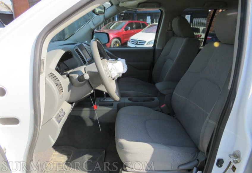 2019 Nissan Frontier - Image 25