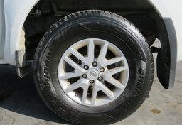 2019 Nissan Frontier - Image 11