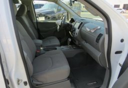 2019 Nissan Frontier - Image 22