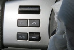 2019 Nissan Frontier - Image 38