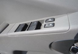 2019 Nissan Frontier - Image 41